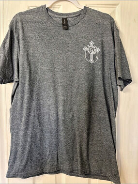 Gildan Graphic Short Sleeve Tee Size Large